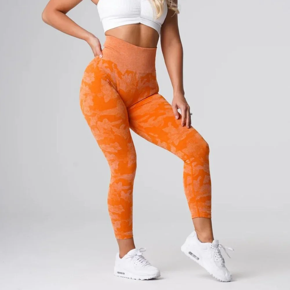 NVGTN Burnt Orange Camo Seamless Leggings Medium - Picture 5 of 6